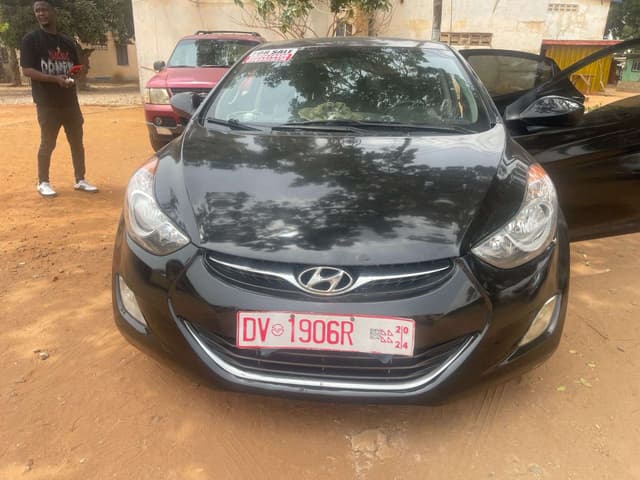 Hyundai Elantra 2013 model
