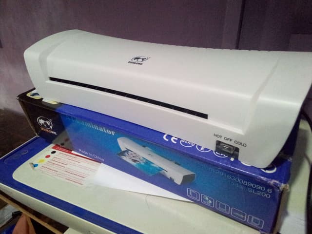 A4 Lamination Machine (Laminator)