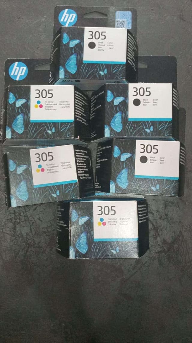 HP 305 Deskjet Ink Tricolour BLACK Cartrige (2710 Printer)